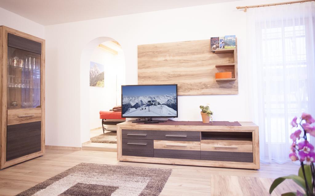 קאפל Alp Chalet Appartement חדר תמונה