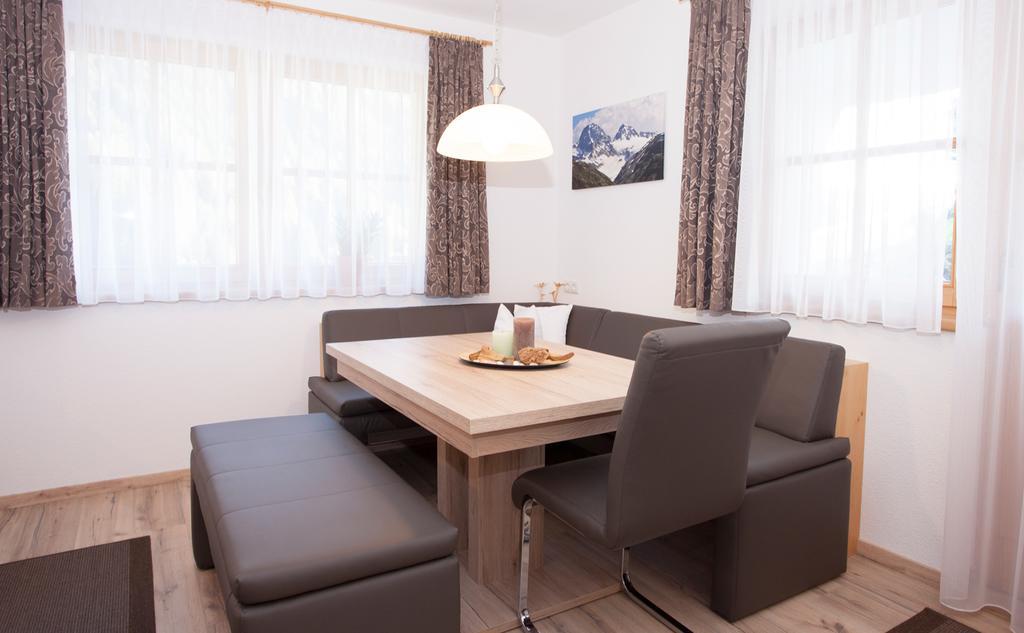 קאפל Alp Chalet Appartement חדר תמונה